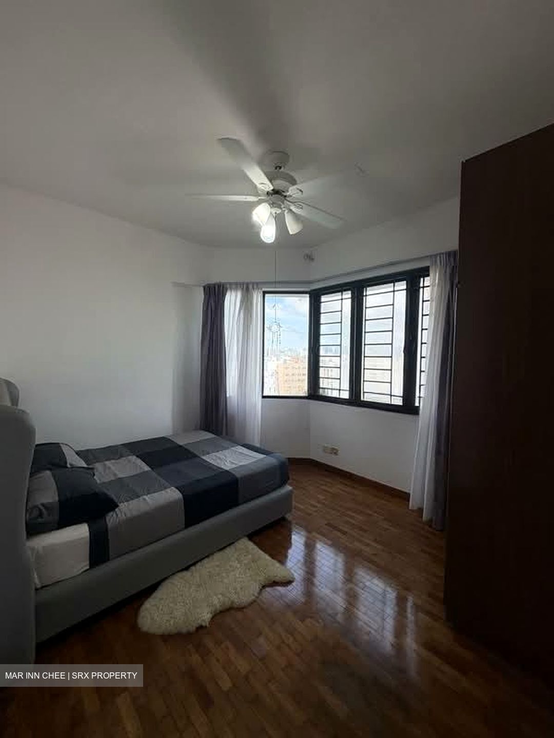 Simsville (D14), Condominium #575319631